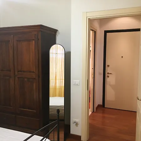 Via Palazzo Angolo Salita Petronilla Apartament *